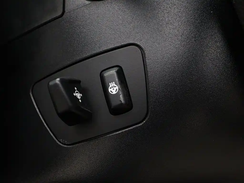 BMW 7 Series 2010 760Li фото 6