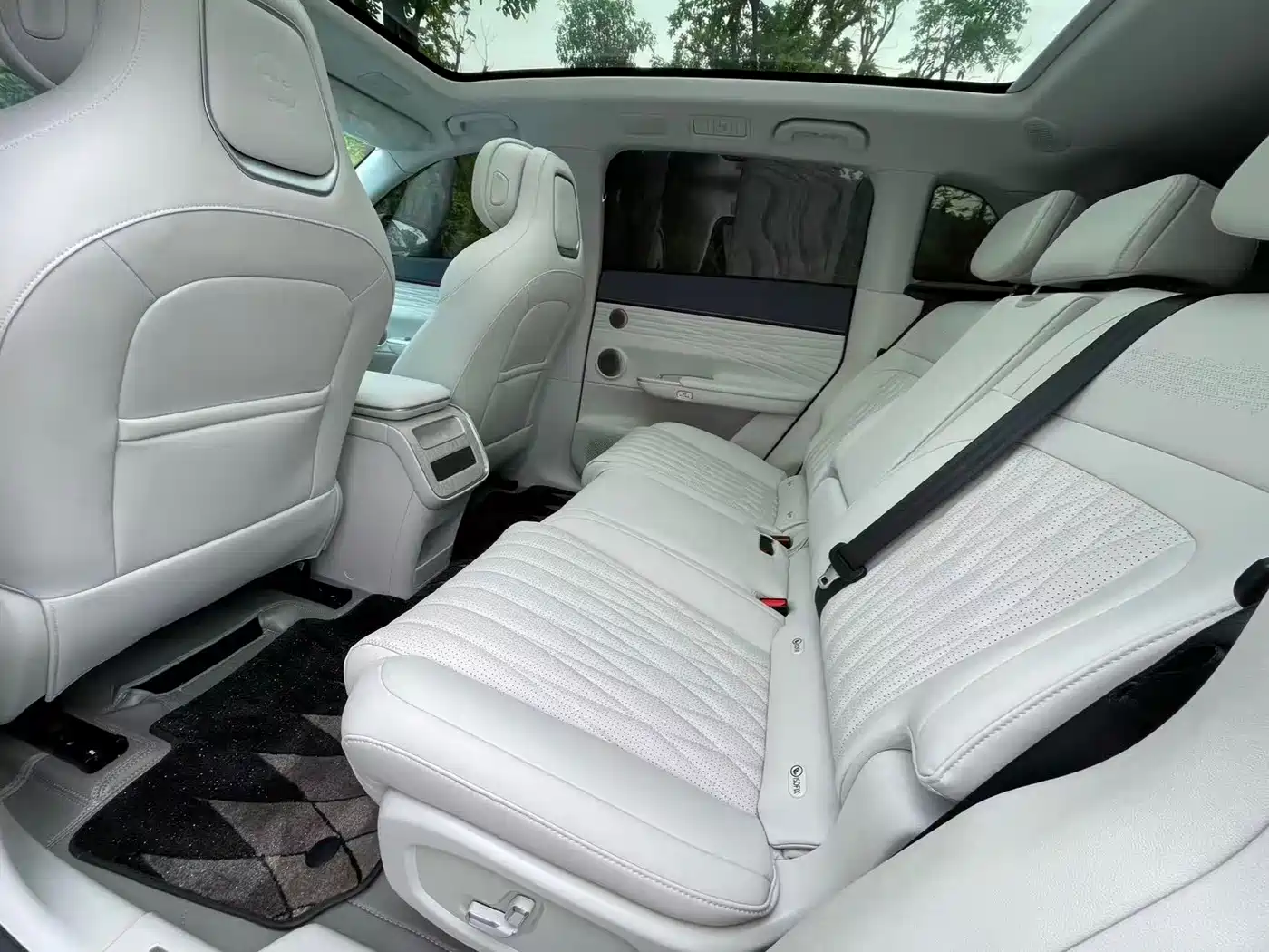 Exeed Exlantix ET 2025 2025 Model EREV 240 Pro 4WD Highway Assist