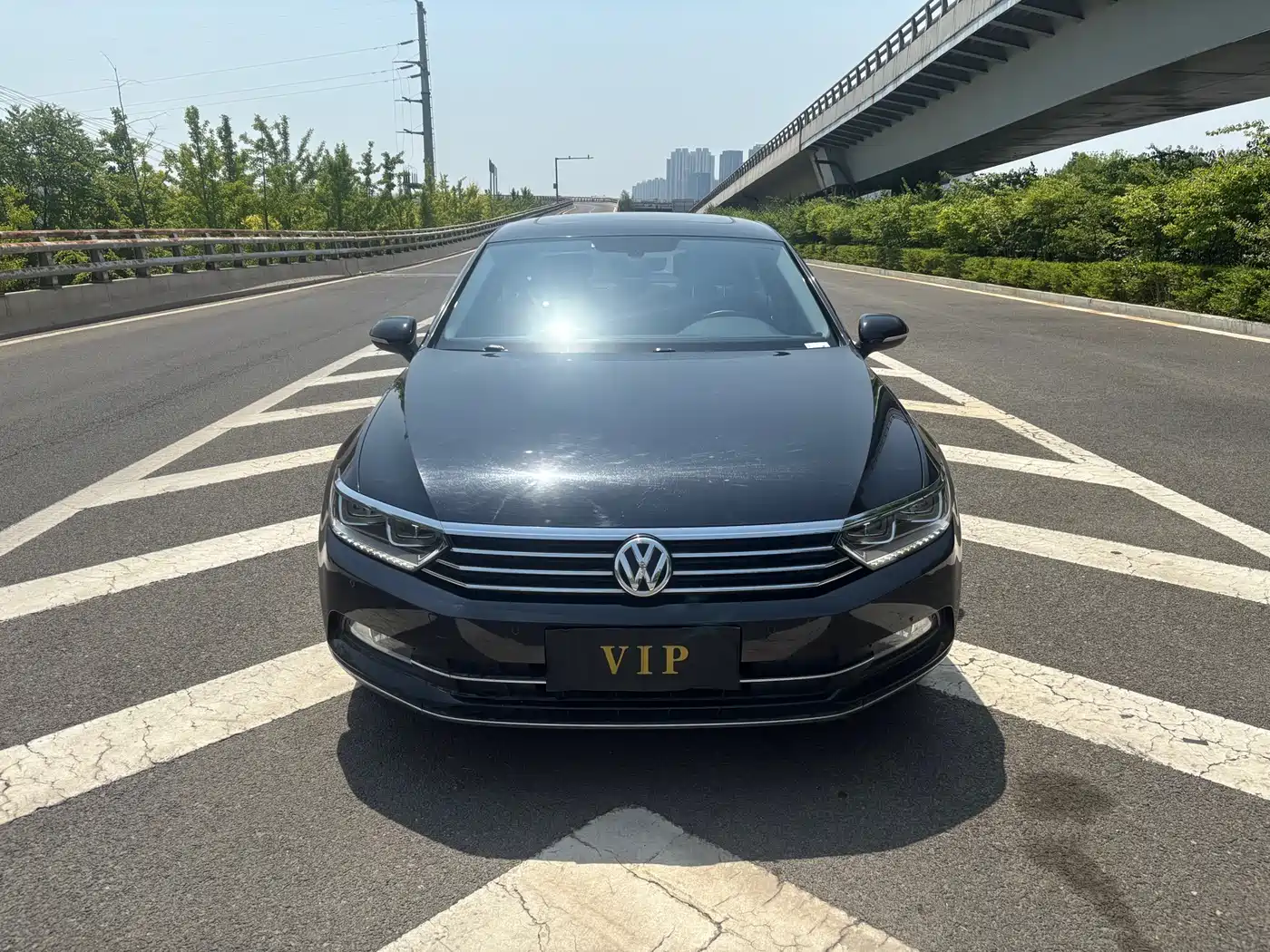 Volkswagen Magotan 2018 Facelift 330TSI DSG Luxury фото 2