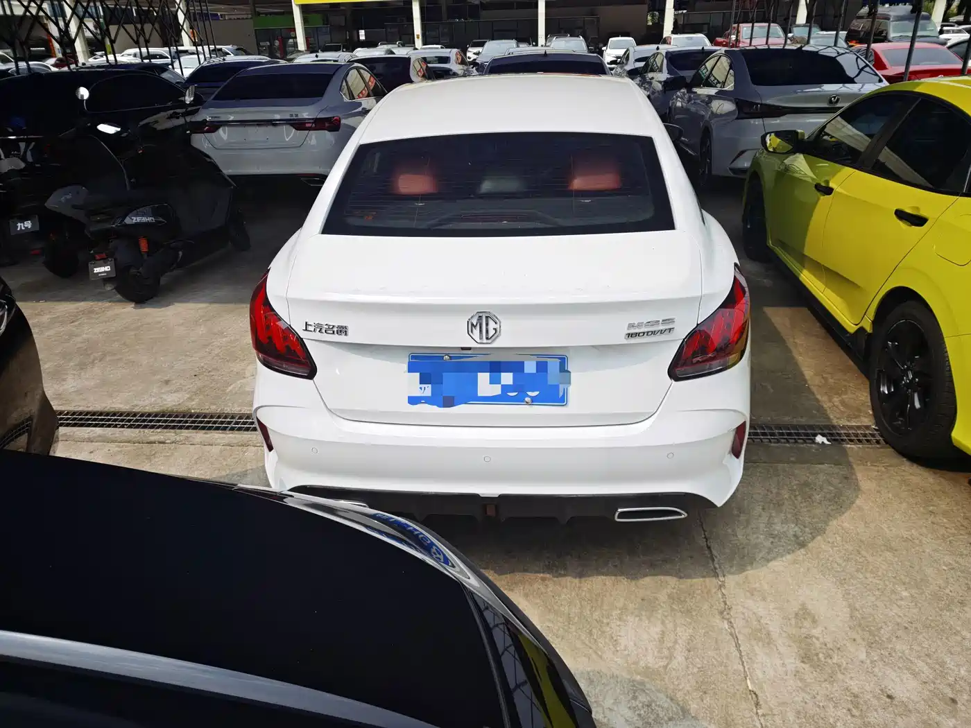 MG MG5 2021 2021 Model 180DVVT CVT Youth Luxury Edition