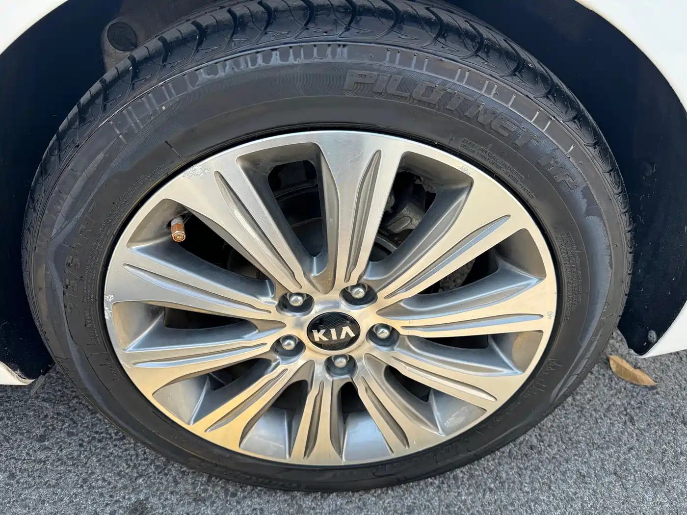 KIA K4