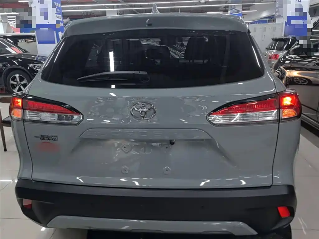 Toyota Corolla Cross 2023 2.0L Elite Edition фото 6