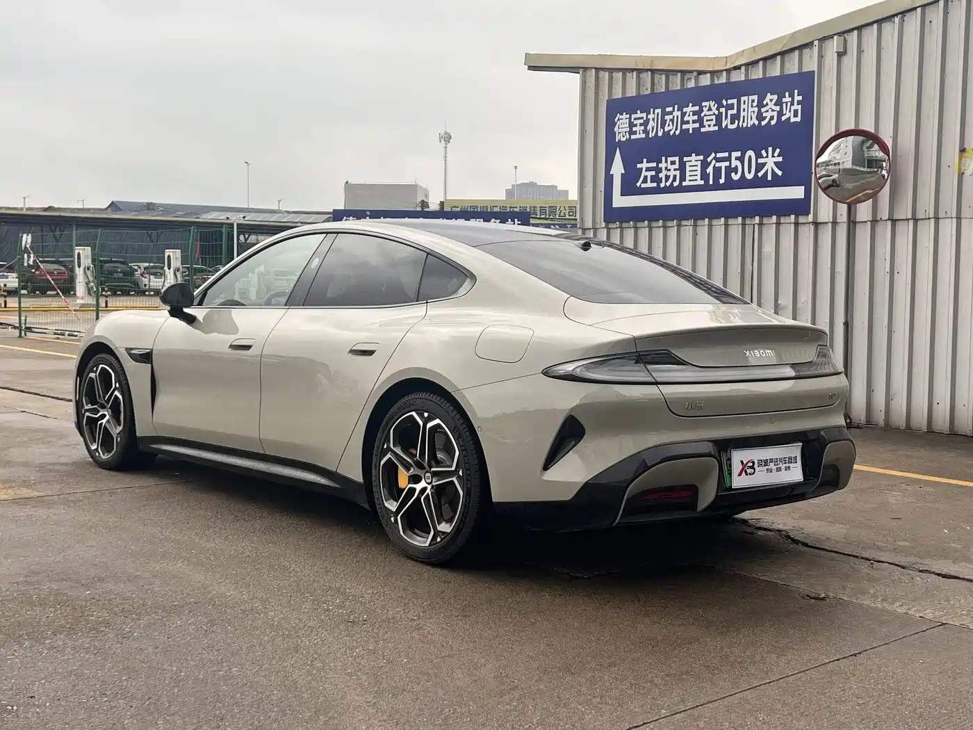 XIAOMI CAR XIAOMI SU7