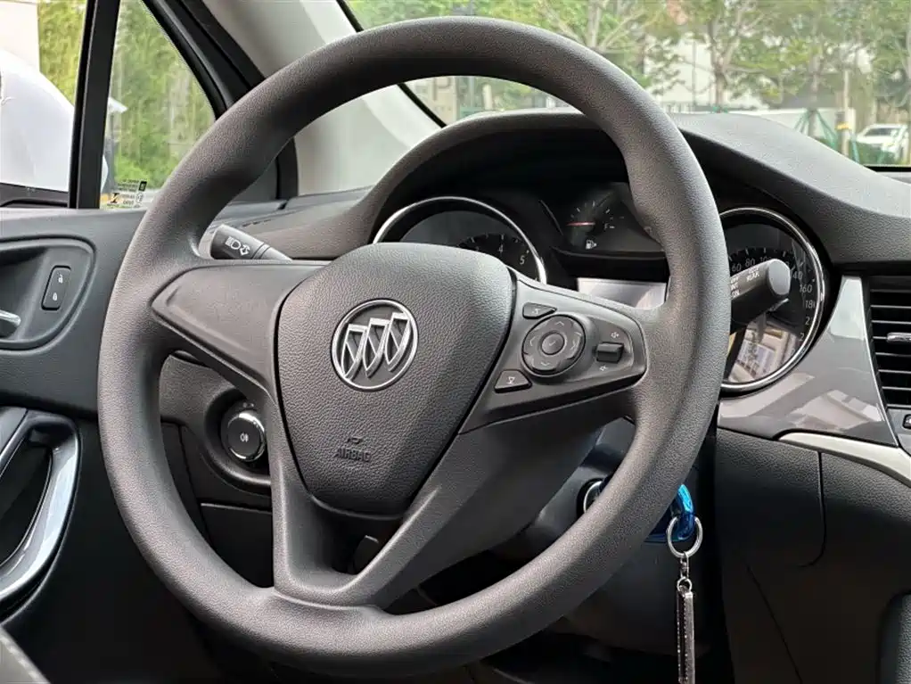 Buick Verano 2016 Hatchback 15S Auto Progressive фото 12