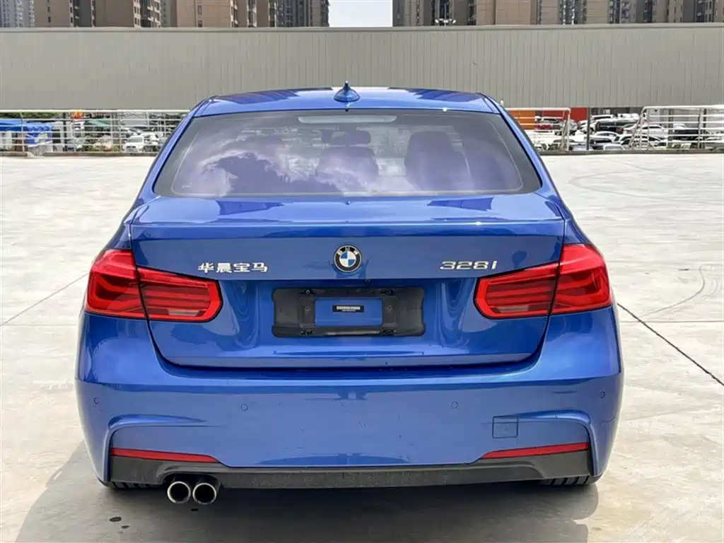 BMW 3 Series 2016 328i M Sport фото 17