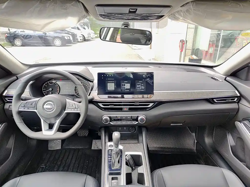 Photo 10 - Nissan Teana