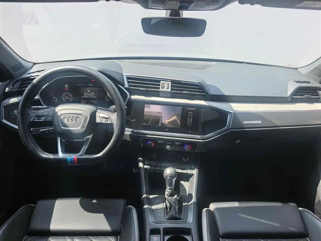 AUDI Q3 SPORTBACK