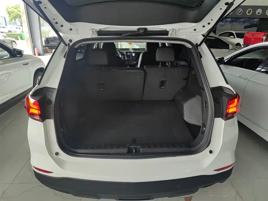 Chevrolet Equinox 2021 535T Chijie Edition фото 19