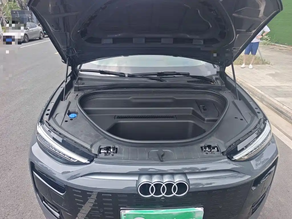 Audi Q6L e-tron 2026 2025 Model Pioneer Edition
