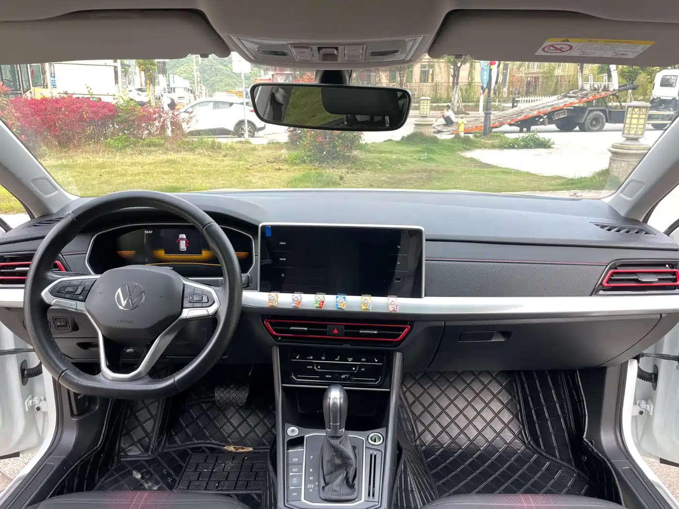 Volkswagen Lavida 2023 280TSI DSG Starlight Comfort Edition фото 6