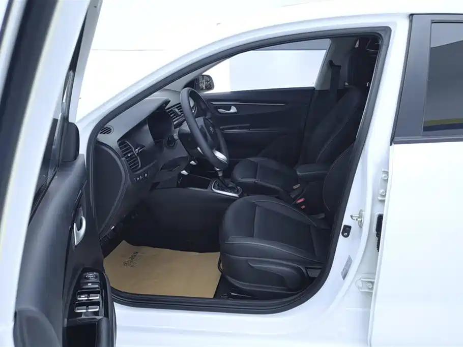 Kia K2 2017 Sedan 1.4L AT 15th Anniversary Special Edition GLS фото 9
