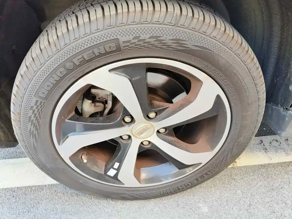 BYD S7 2016 2016 2.0T Automatic Premium Model