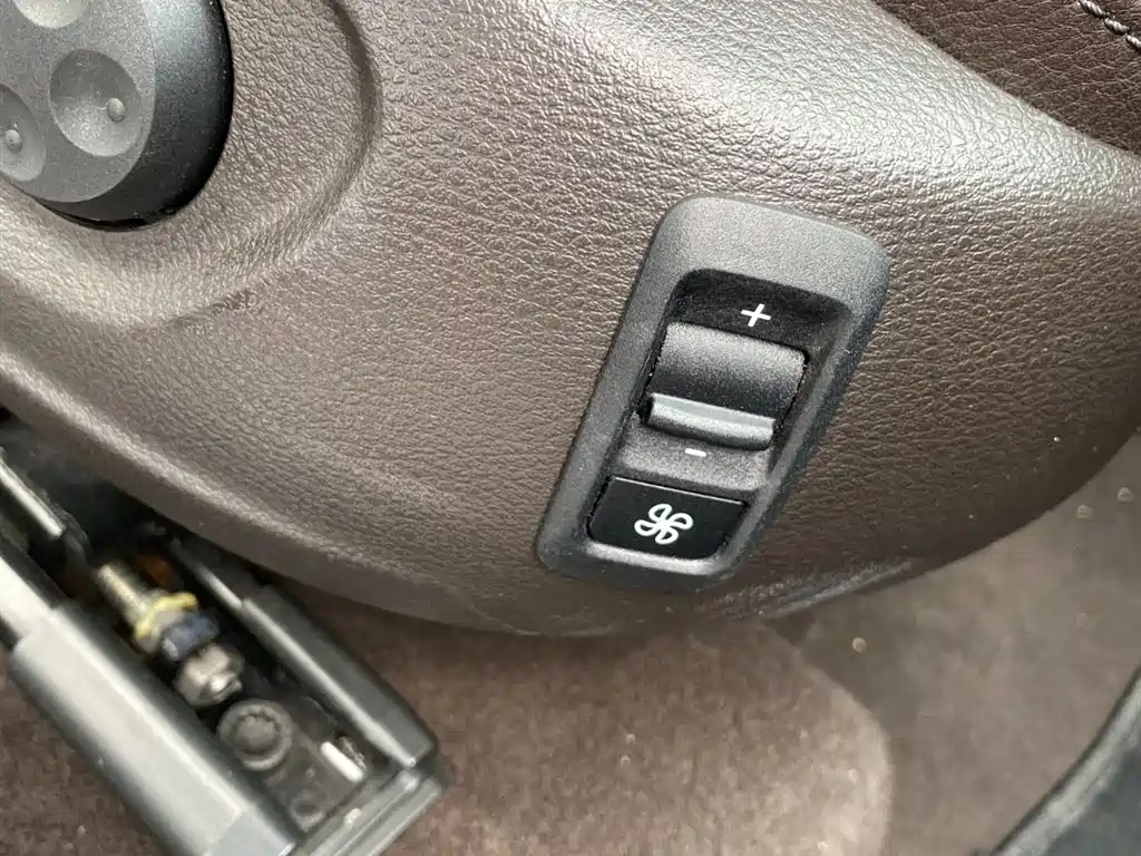 Volkswagen FAW-Volkswagen CC 2016 Model 1.8TSI Luxury фото 6