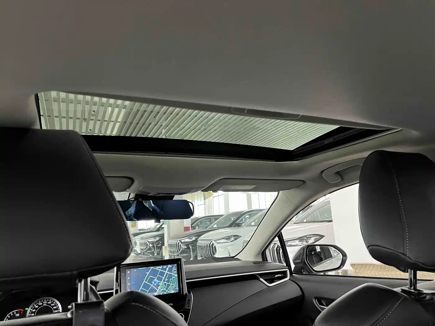 Toyota Corolla 2021 TNGA 1.5L CVT Elite Edition фото 16