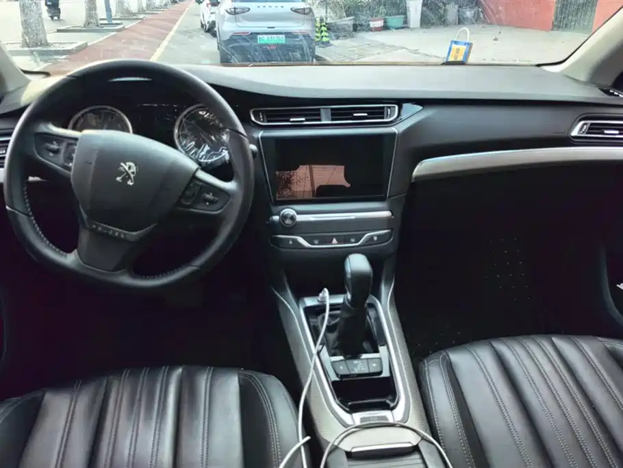 Peugeot 408 2020 360THP 10th Anniversary Premium Edition фото 12