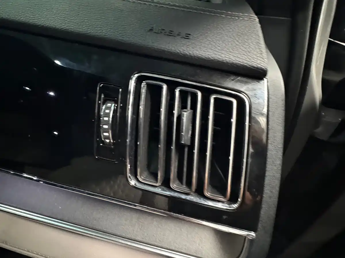 BYD Tang New Energy 2025 Smart Driving Edition DM-i 115KM Flagship фото 18