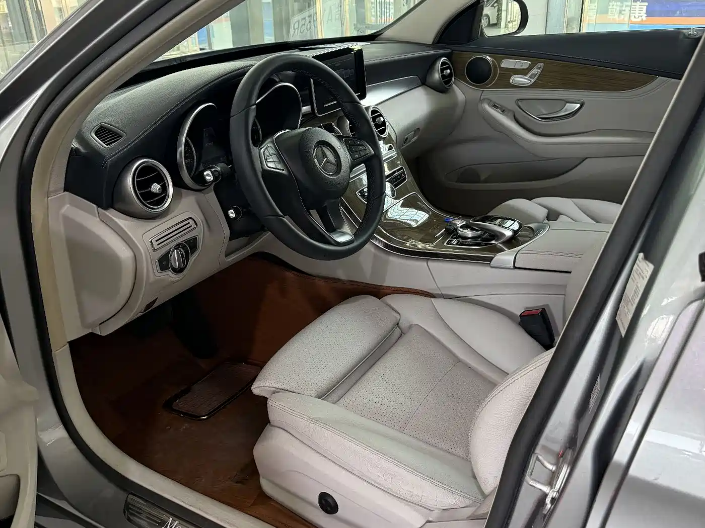 Mercedes-Benz C-Class 2015 C 200 L фото 7