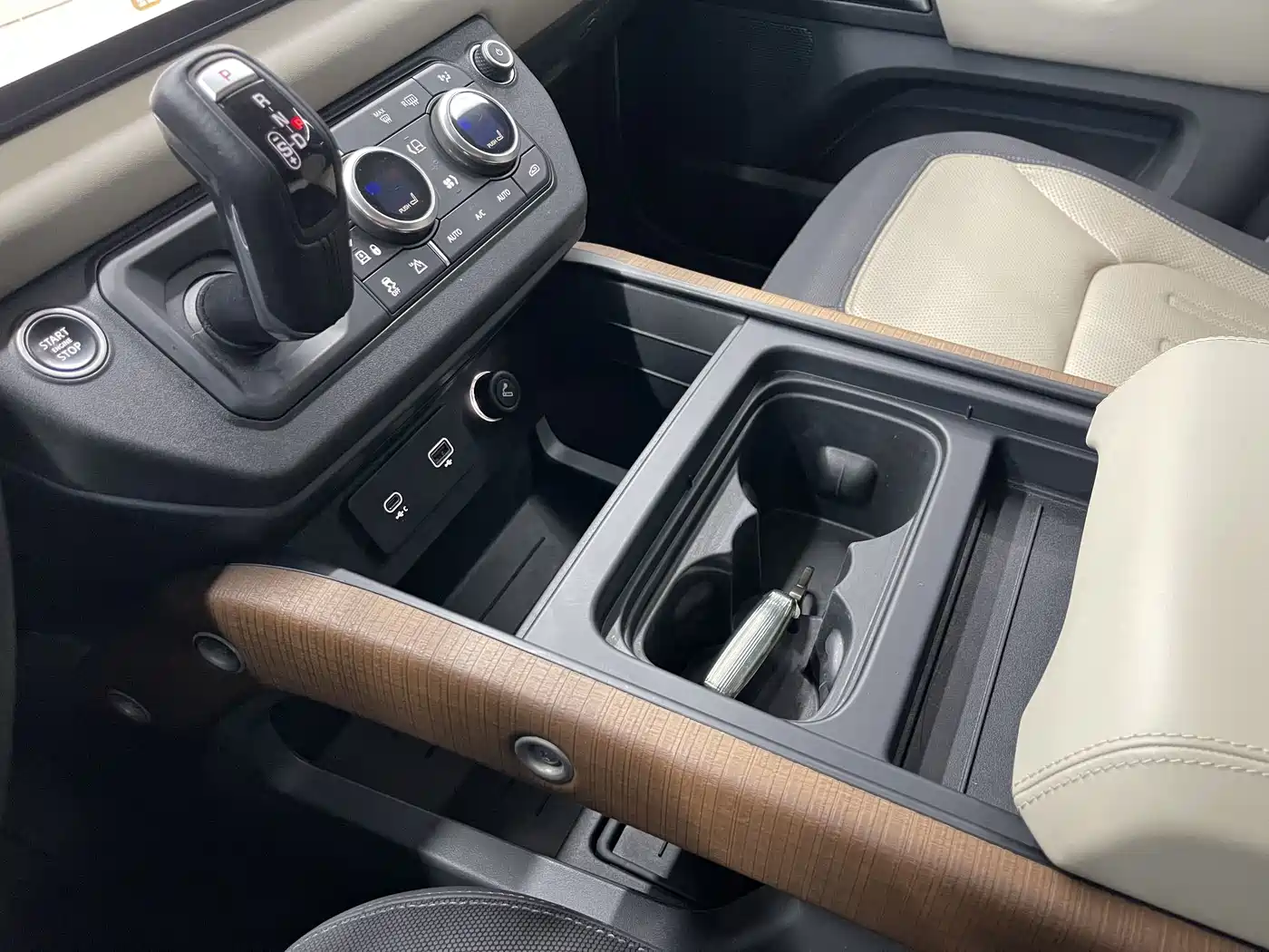 Land Rover Defender 2021 2021 110 P400 X-DYNAMIC HSE