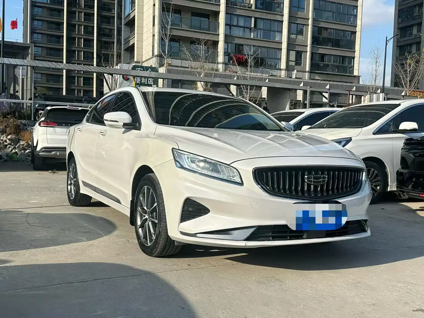 Photo 3 - Geely Borui