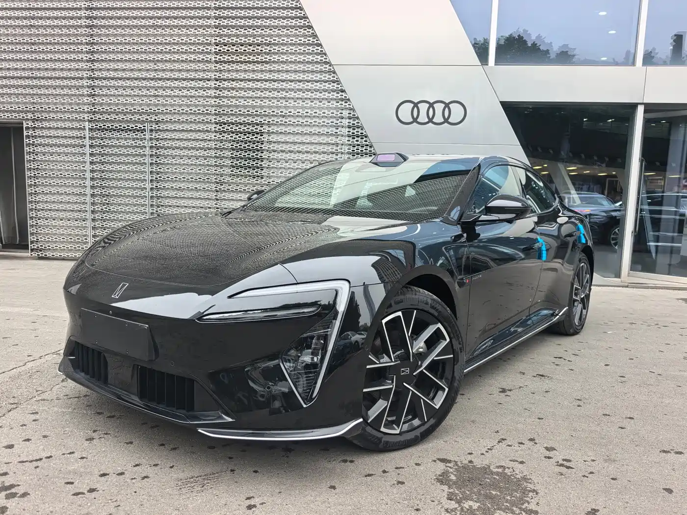 2026 Avatr 06
