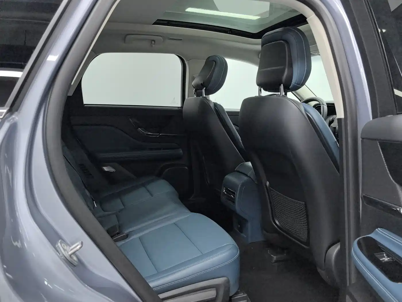 LINCOLN ADVENTURER