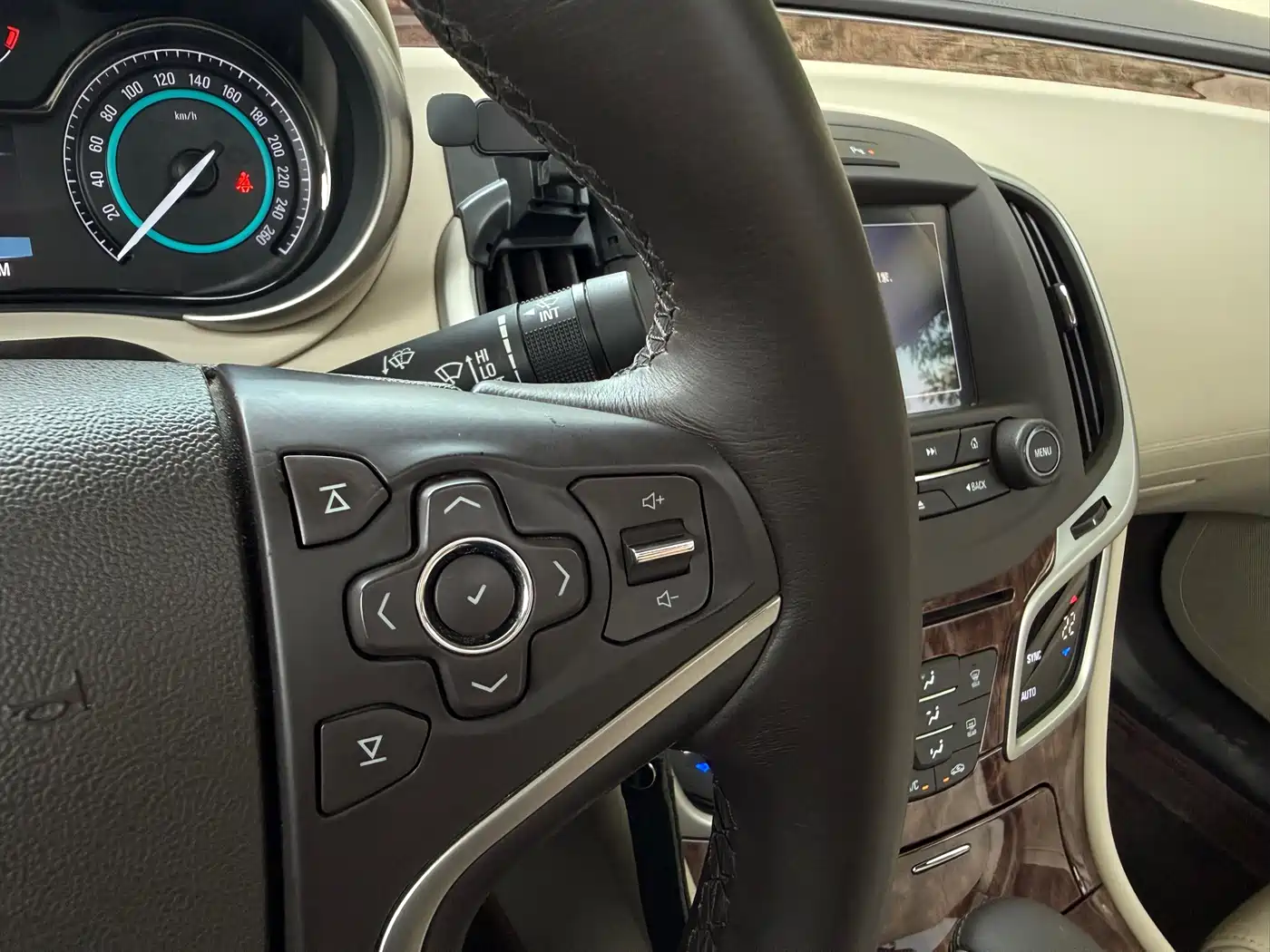 Buick LaCrosse 2013 2.4L SIDI Leading Comfort фото 15