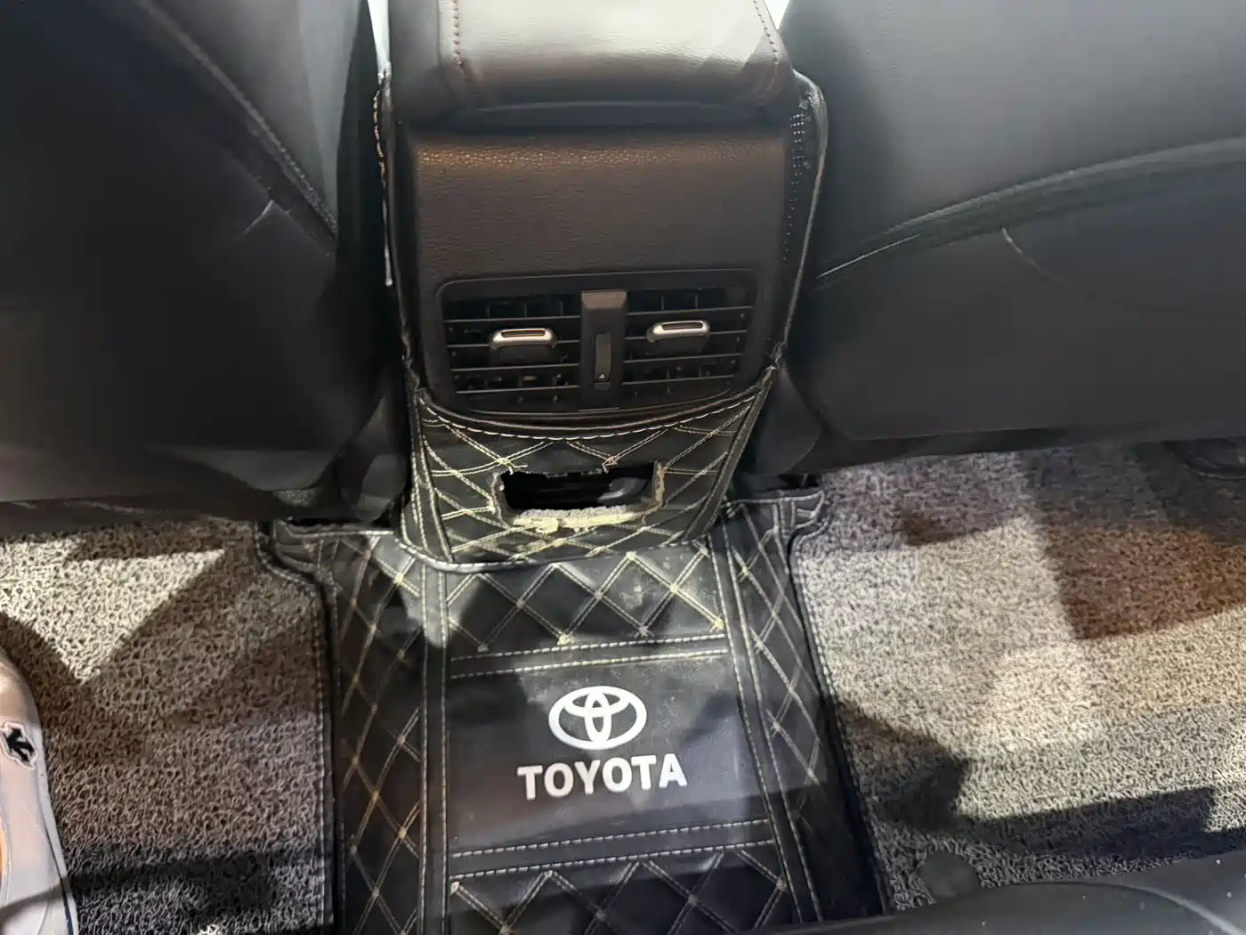 Toyota Corolla 2021 TNGA 1.5L CVT GR SPORT Edition фото 16