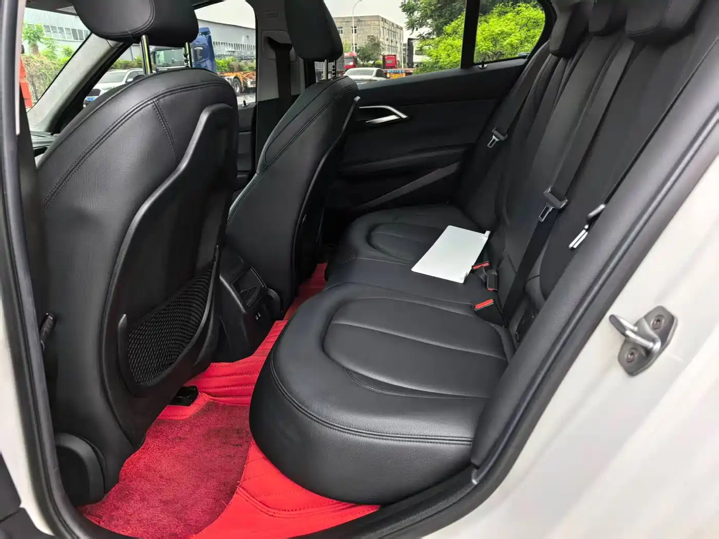 BMW 1 Series 2019 118i M Sport Package фото 16