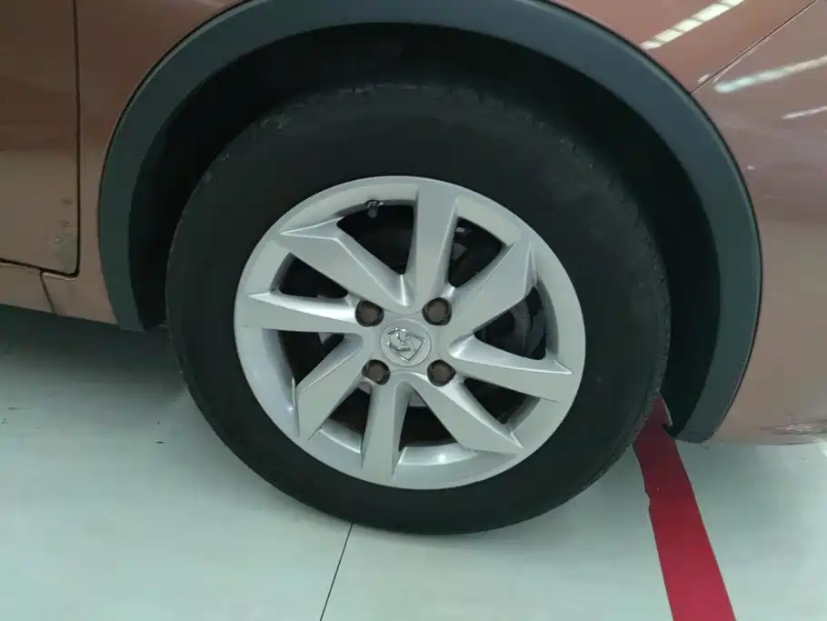Baojun 310W 2018 2017 1.5L Manual Luxury China V