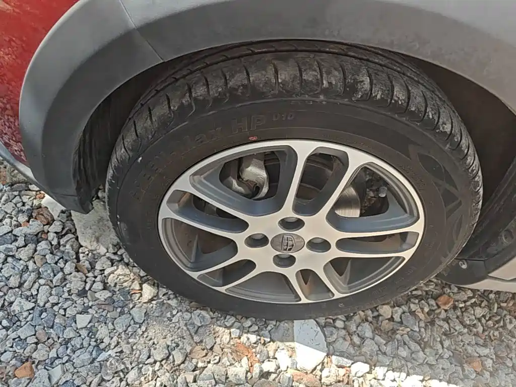 Geely Yuanjing X1 2019 2017 1.3L Auto Player Edition