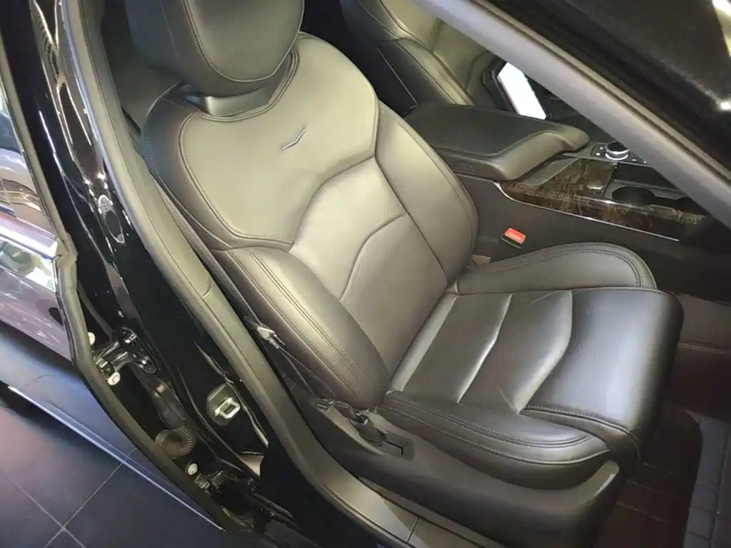 Фото 25 - Cadillac CT6