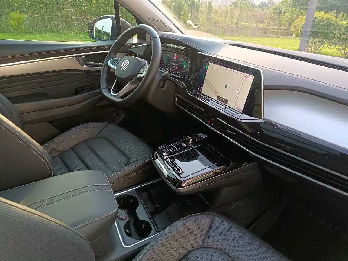 Volkswagen Talagon 2023 380TSI 4WD Luxury Pro Edition фото 22