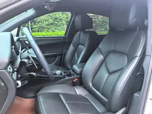 Porsche Macan 2024 Macan 2.0T — фото 5