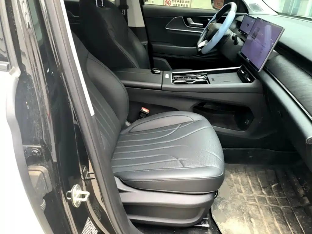 Chery Fengyun Fengyun T9 2025 2025 120 Long Range Premium 5-seater LFP