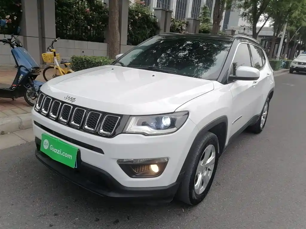 Jeep Compass 2019 220T Automatic Family Edition