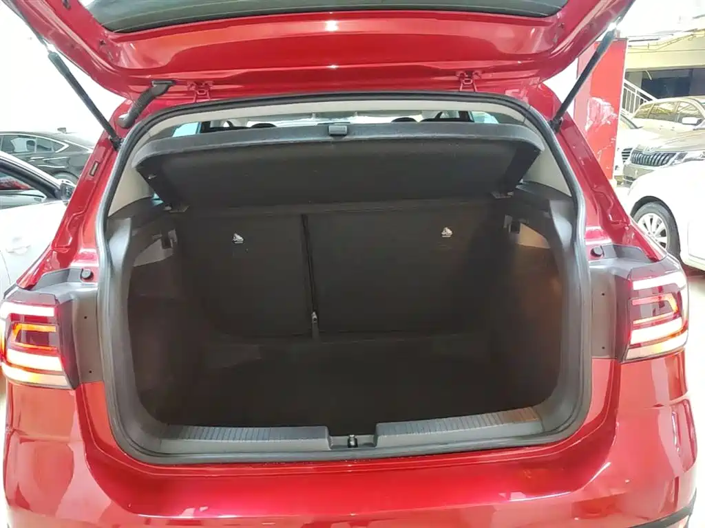 Volkswagen T-Cross 2021 1.5L Auto Comfort Edition фото 19