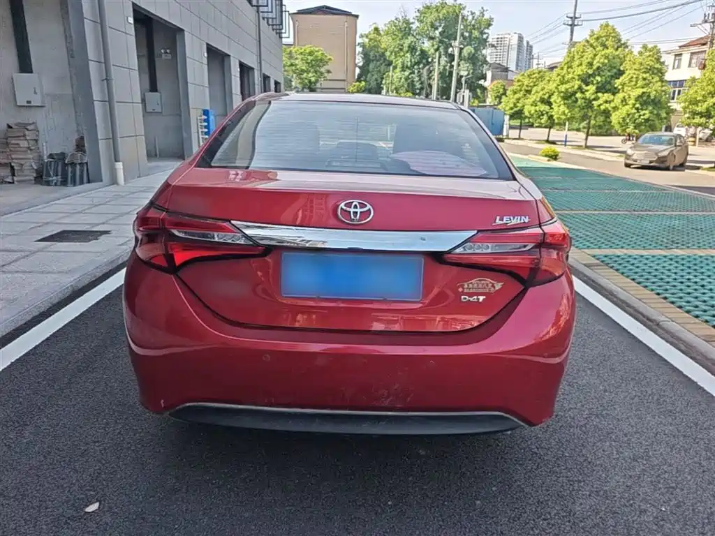 Toyota Levin 2017 Facelift 185T CVT Elite (China V) фото 6