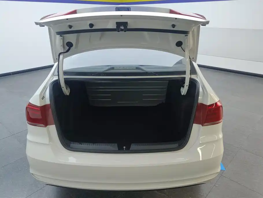 Volkswagen Santana 2021 1.5L Automatic Trend Edition фото 4