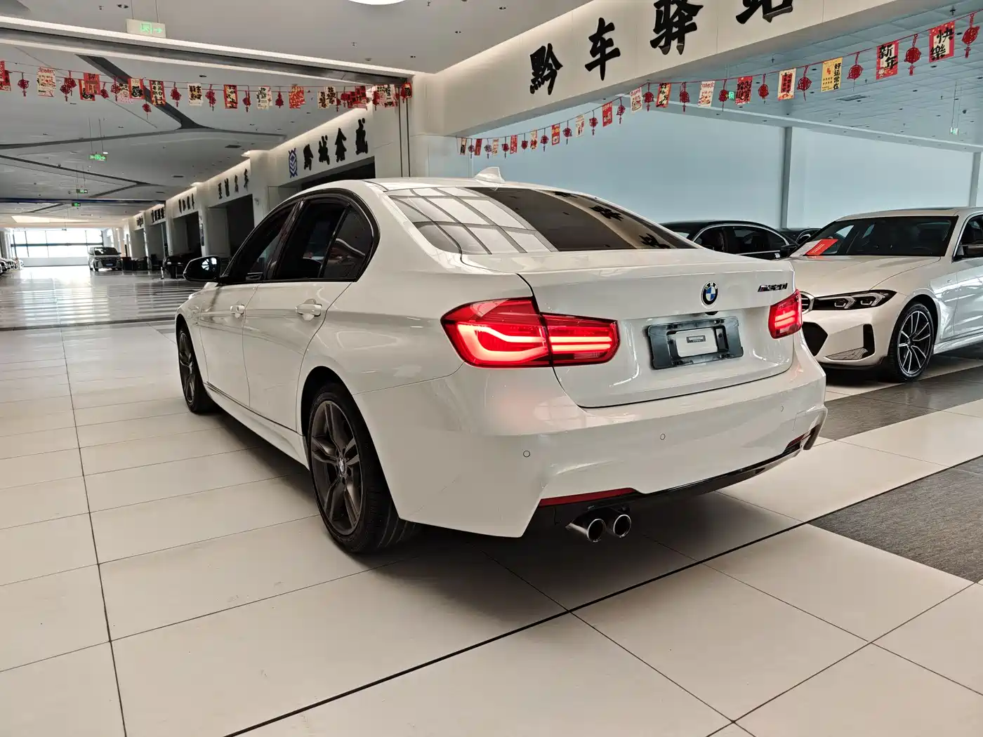 BMW 3 Series 2018 320i M Sport Package фото 15