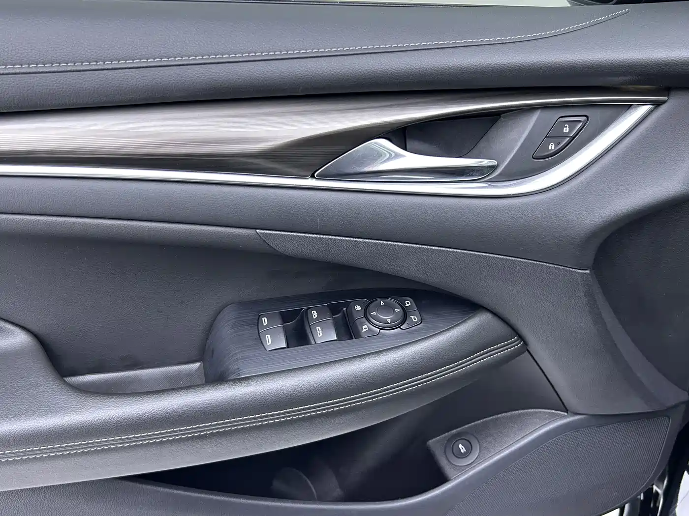 Buick LaCrosse 2022 652T Luxury фото 19