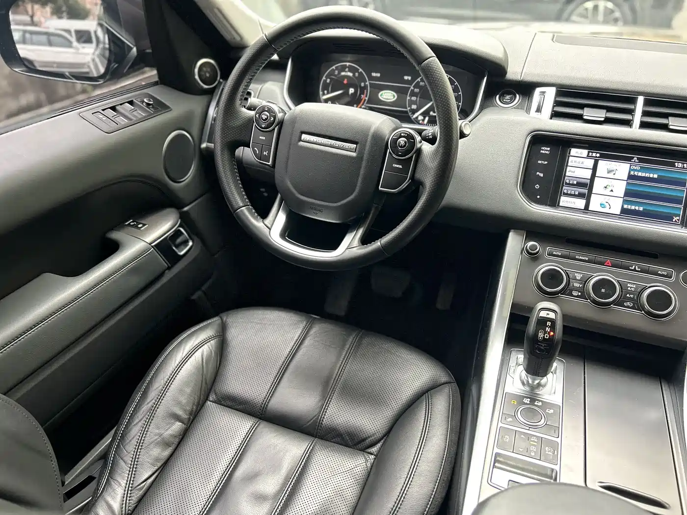 Land Rover Range Rover Sport 2016 Model 3.0 SC V6 SE фото 20