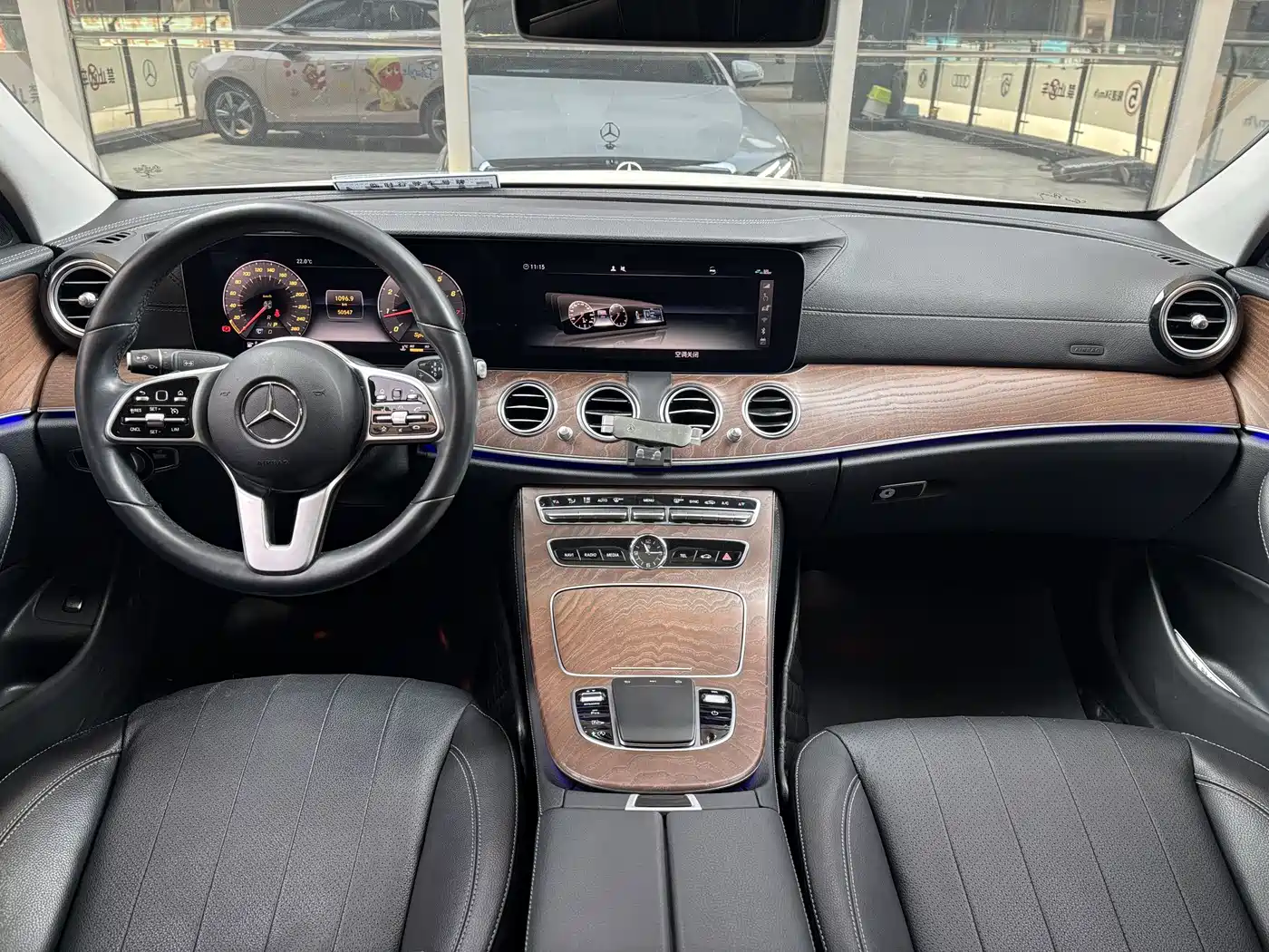 Mercedes-Benz E-Class 2019 E 300 L Fashion фото 5