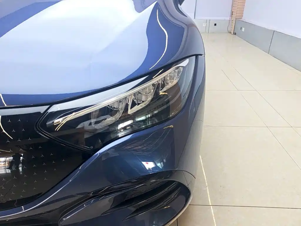 Фото 24 - Mercedes-Benz EQE
