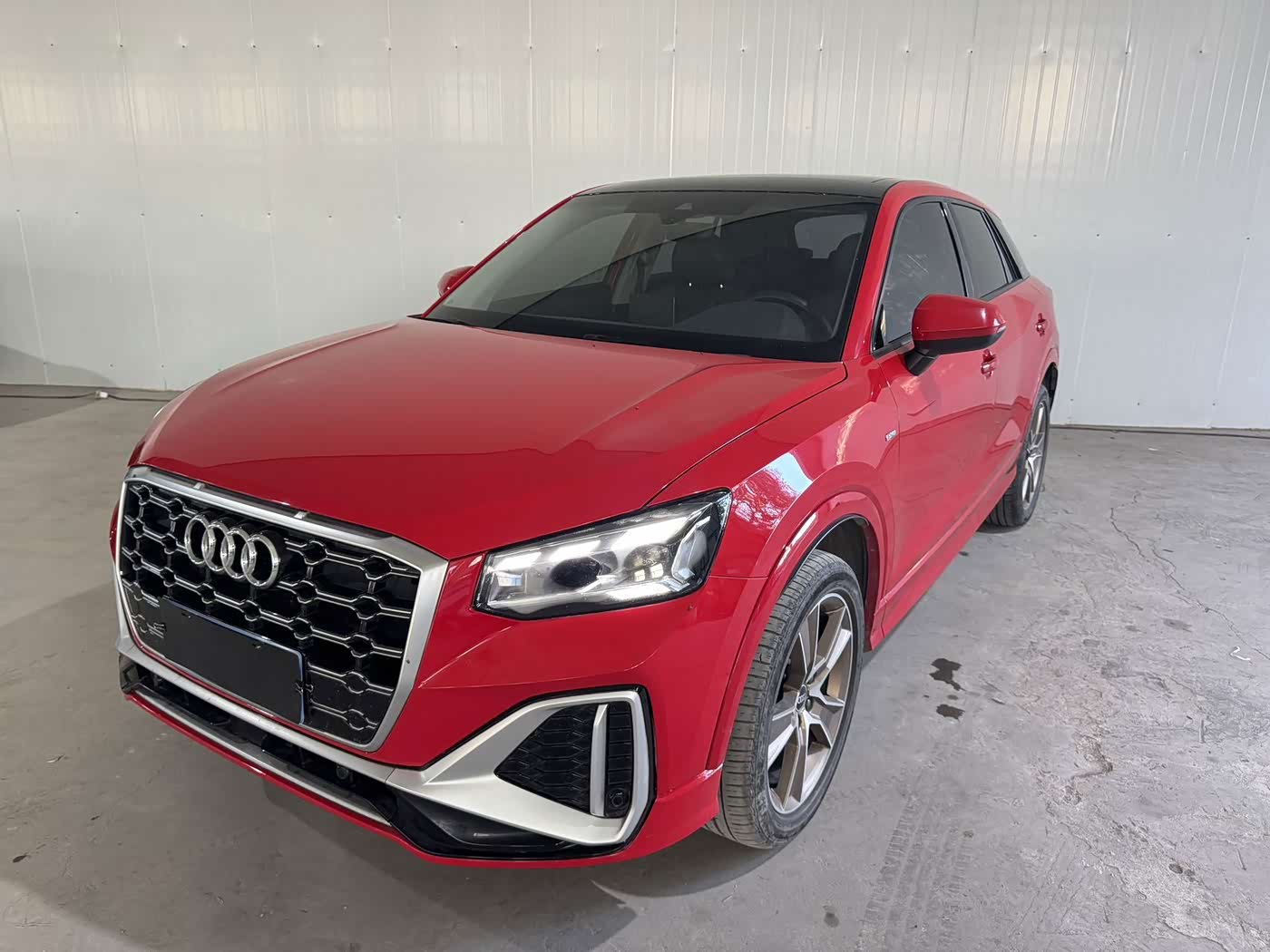 Audi Q2L