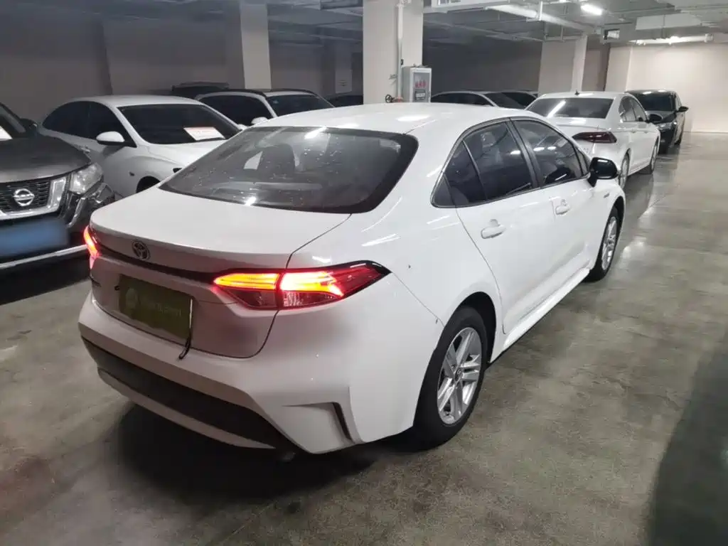 Фото 7 - Toyota Levin