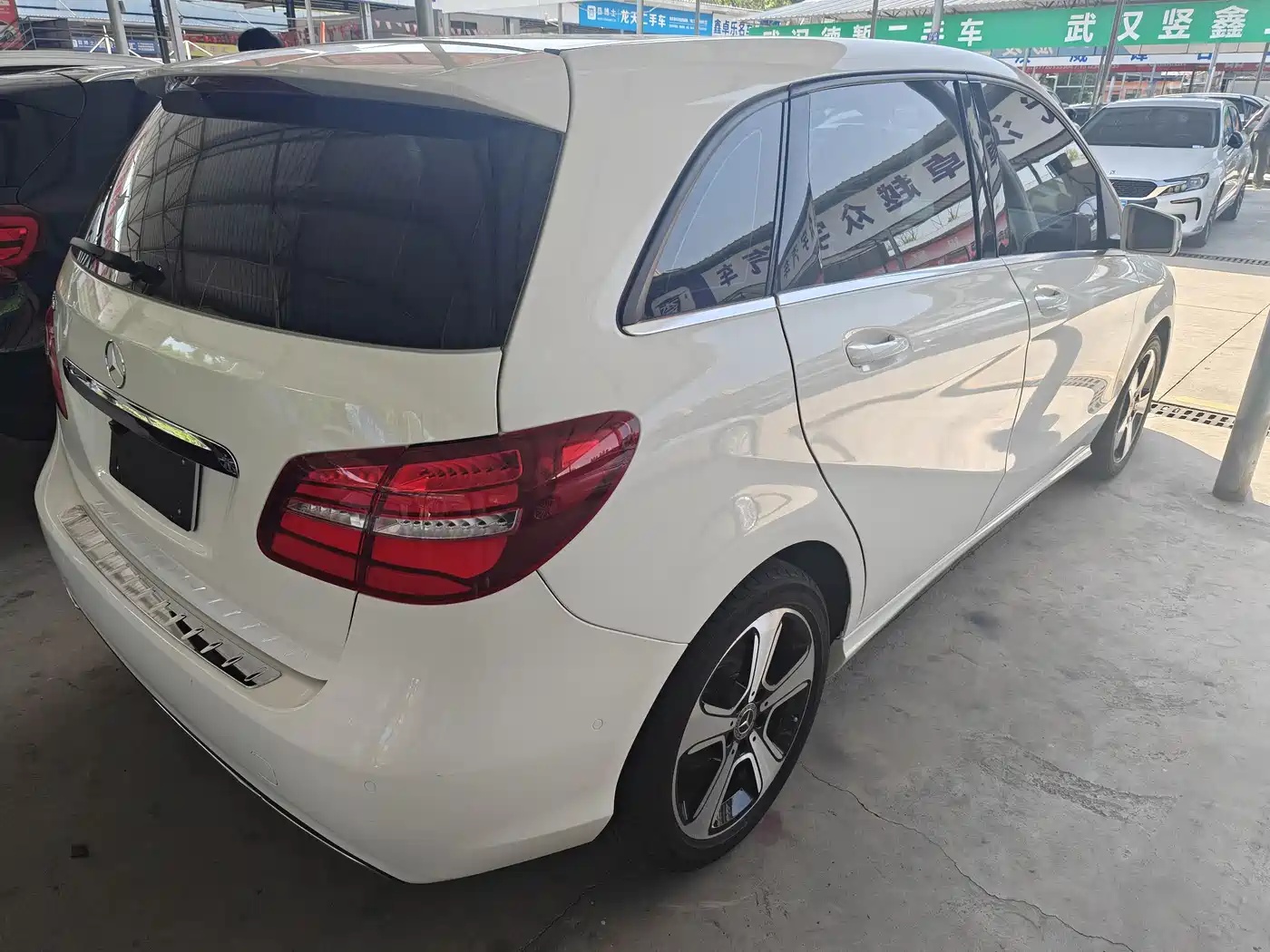 MERCEDES-BENZ CLASS B