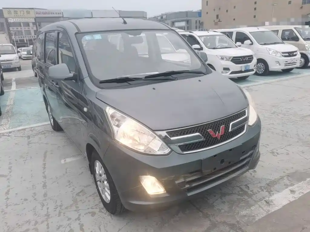 Wuling Motors Wuling Rongguang V 2015 2015 1.5L Basic