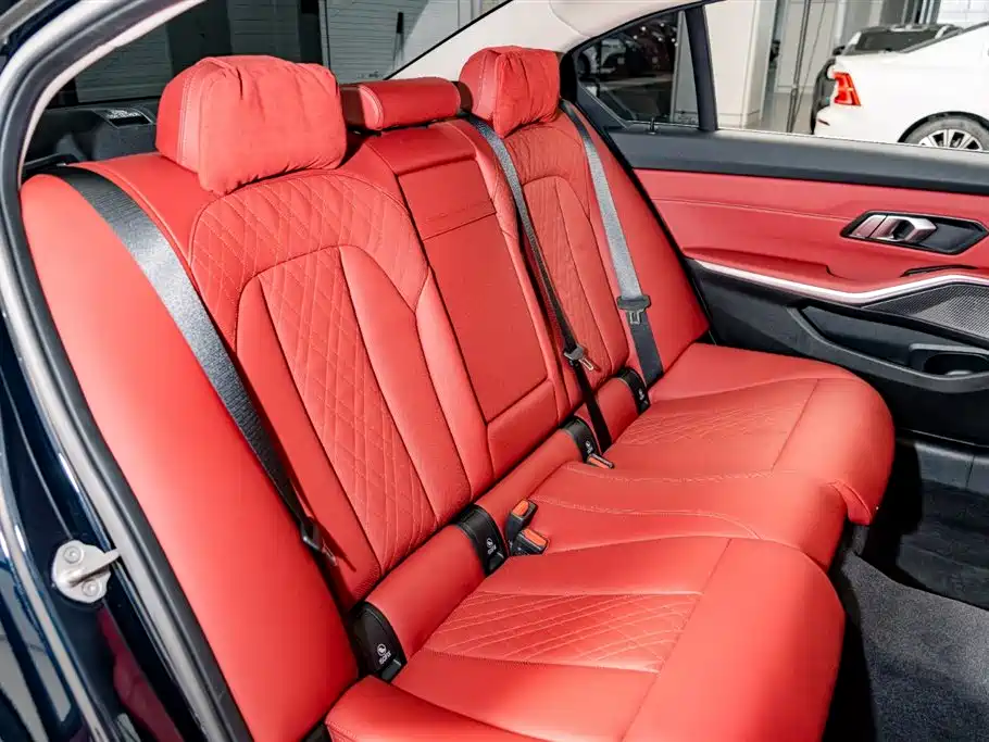 BMW 3 Series 2025 325Li M Sport Package фото 22
