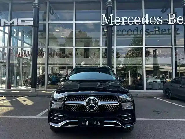 Mercedes-Benz GLE 2023 GLE 350 4MATIC Fashion — фото 2
