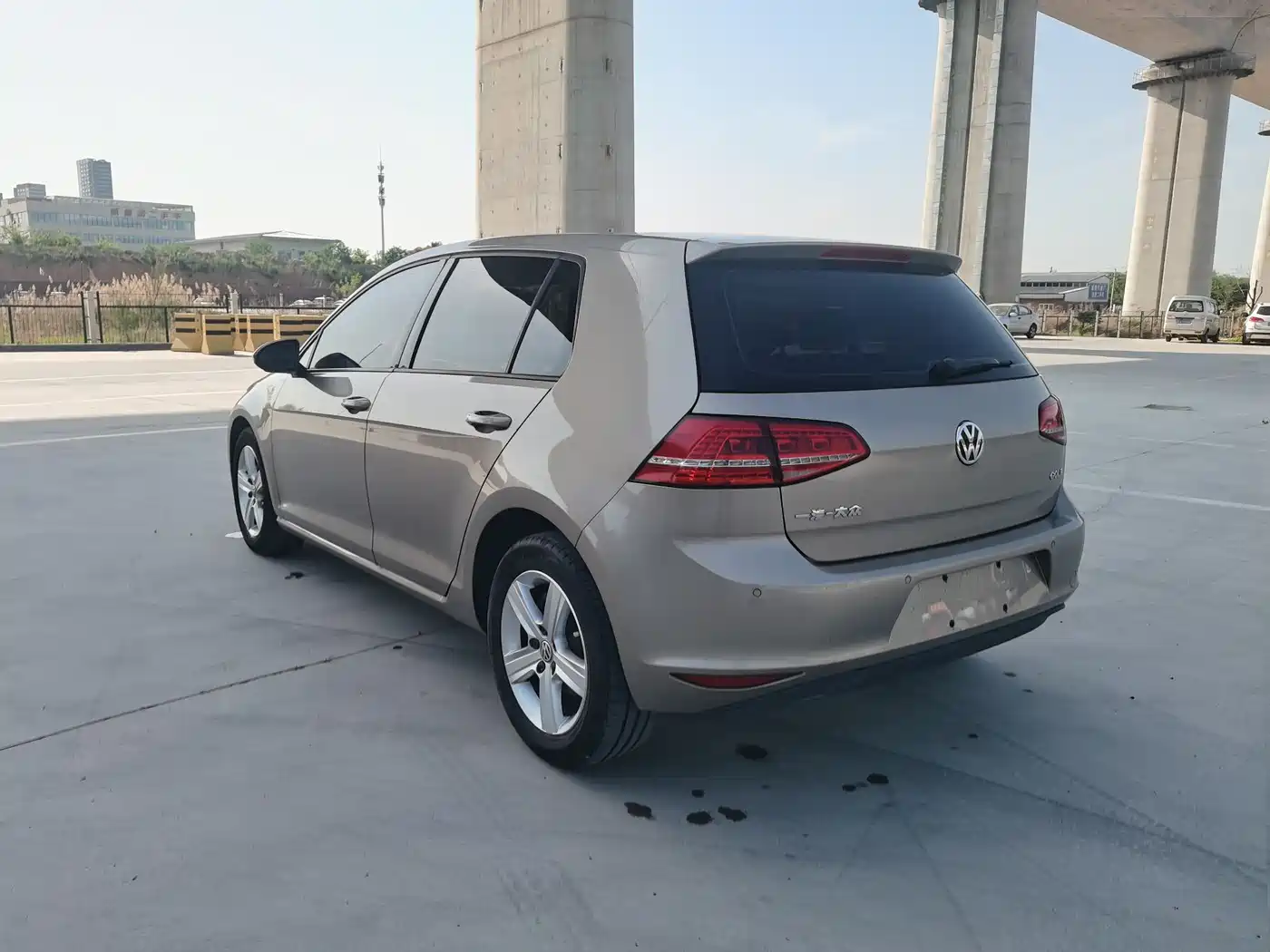 Volkswagen Golf 2016 1.6L Manual Fashion фото 5